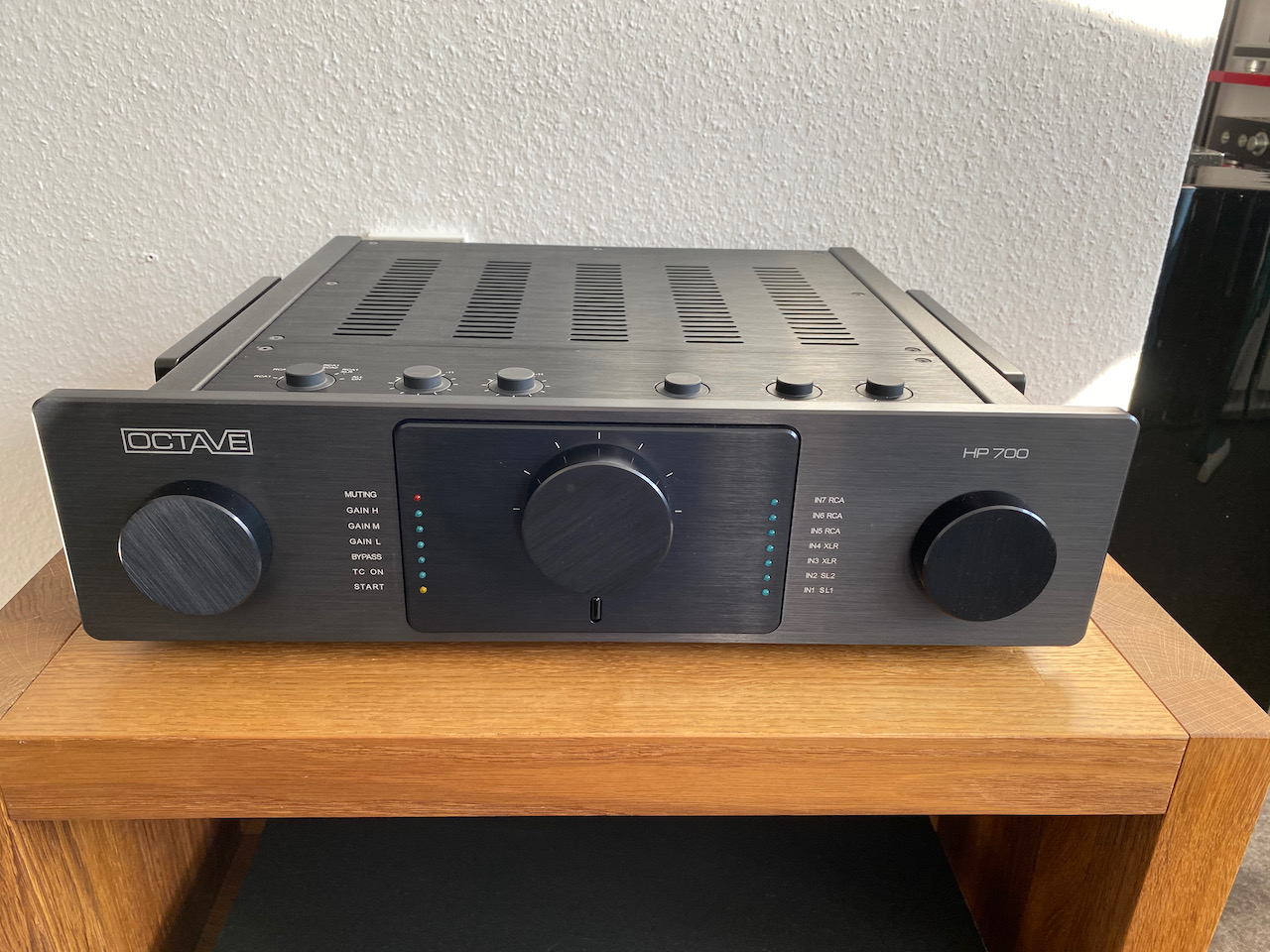 HP 700